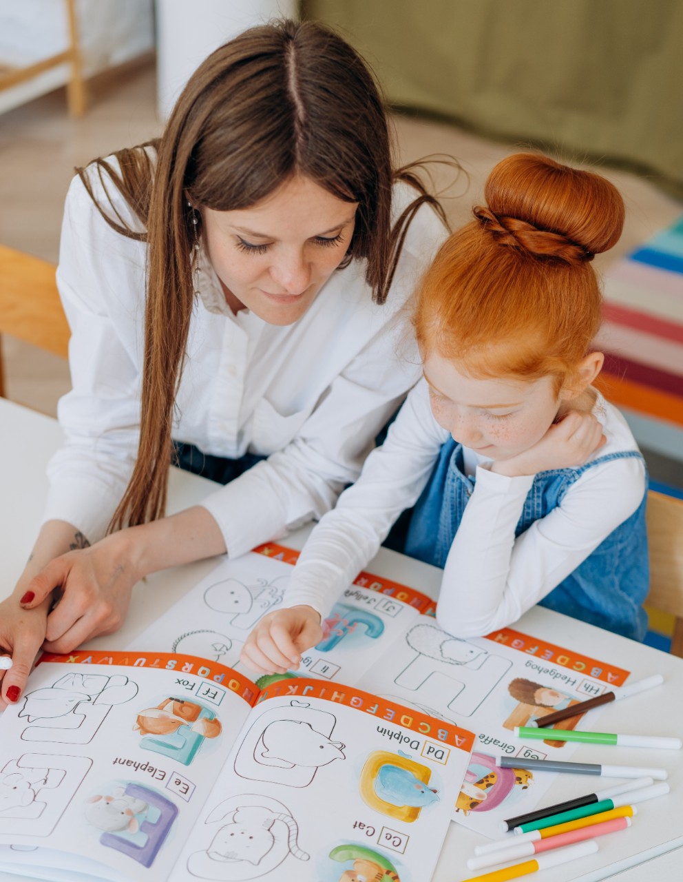 childReading_img childReading_img