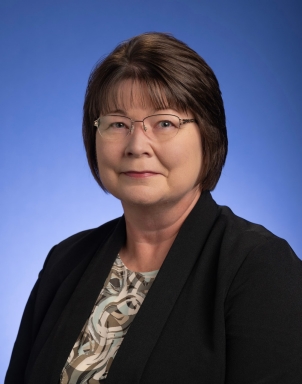 Ina Maxwell Headshot