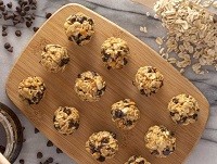 No-Bake Peanut Butter & Chocolate Bites no-bake peanut butter and chocolate bites